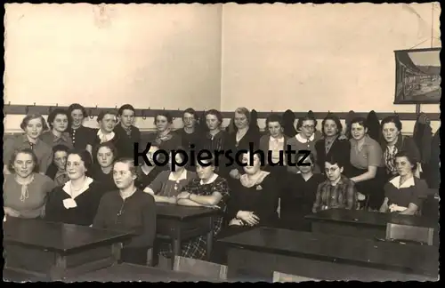 ALTE FOTO POSTKARTE SCHULE SCHÜLER ENTLASSUNG HANDELSSCHULE 1938 school école students pupil enfants cpa photo AK