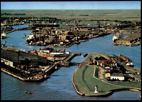 ÄLTERE POSTKARTE BREMERHAVEN HAFENPANORAMA MIT KAISERSCHLEUSE SCHLEUSE LUFTBILD HAFEN Fliegeraufnahme Ansichtskarte