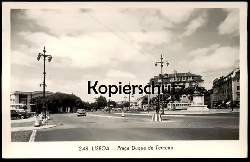 ÄLTERE POSTKARTE LISBOA PRACA DUQUE DE TERCEIRA policia Polizist police Tram tramway Lissabon Lisbonne Lisbon Portugal