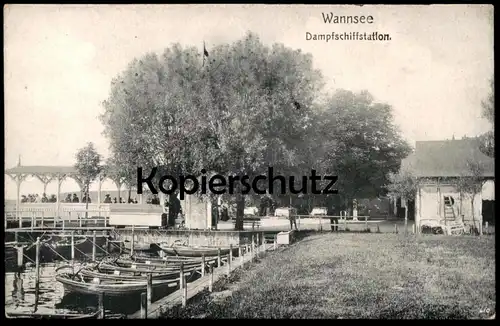 ALTE POSTKARTE BERLIN WANNSEE DAMPFSCHIFFSTATION BOOTE PASSAGIERE SEE Steg Ansichtskarte AK cpa postcard