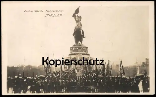 ALTE POSTKARTE WIEN EUCHARISTISCHE PROZESSION TIROLER 1912 KONGRESS EREIGNIS Regen Schirm Ansichtskarte AK cpa postcard