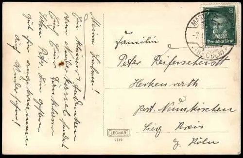 ALTE FOTO POSTKARTE NIEDERKASSEL AM RHEIN FEIERLICHKEIT MÄNNER PRIESTER VOR GEBÄUDE SCHULE Ansichtskarte photo postcard