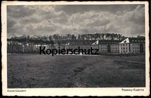 ALTE POSTKARTE KAISERSLAUTERN DIE KASERNE DAS INNERE LA CASERNE INTÉRIEUR Soldaten soldat soldats soldiers military cpa