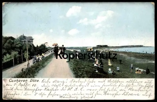 ALTE POSTKARTE CUXHAVEN DÖSE DEICH 1910 SPAZIERGÄNGER STRAND