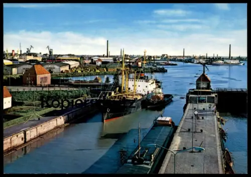 ÄLTERE POSTKARTE BREMERHAVEN BLICK AUF DOPPELSCHLEUSE & FISCHEREIHAFEN SCHIFF Schleuse Dampfer ship Ansichtskarte cpa AK