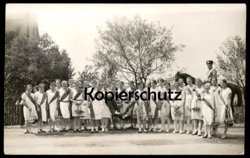 ALTE POSTKARTE NAUNHOF BEI LEIPZIG MÄDCHEN DAMEN SCHÄRPE SCHÜTZENFEST EHRENWACHE PFERD HUSAREN-VEREIN ? FEST photo