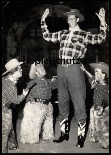 ALTE POSTKARTE CIRCUS KRONE BIMBO SUPERMENSCH DER GRÖSSTE COWBOY DER WELT Liliputaner Zircus Cirque Lilliputian Midget