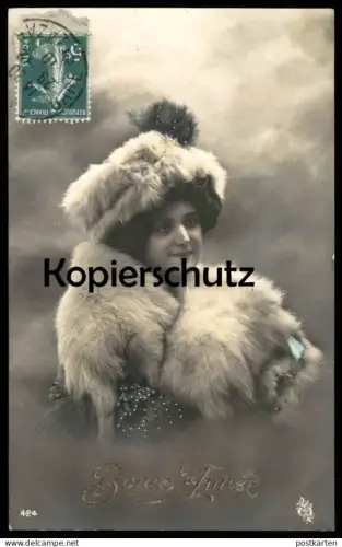 ALTE POSTKARTE BONNE ANNÉE FRAU MIT PELZ PELZMÜTZE PELZMANTEL fur femme woman fourrure Ansichtskarte AK cpa postcard