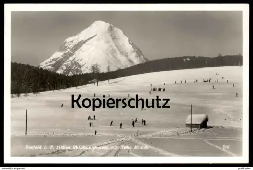 ALTE POSTKARTE SEEFELD SKIÜBUNGSWIESE KINDER EIN SCHLITTEN PERSONENGRUPPE LINKS TIROL AK Ansichtskarte postcard cpa