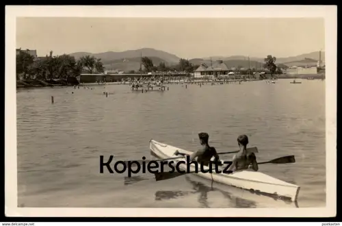 ALTE POSTKARTE STRANDBAD MÄHRISCH SCHÖNBERG MÄNNER KANU KLEPPER ? SEMI NUDE MEN MUSCELS Sumperk Mähren Ceska postcard