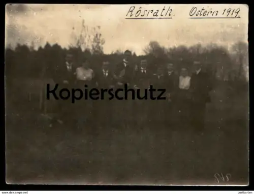 ALTES FOTO RÖSRATH OSTERN 1919 Menschen Personen Familie Feier Photo 11,5 cm x 8,5 cm rückseitig Vermerk Binzenbach