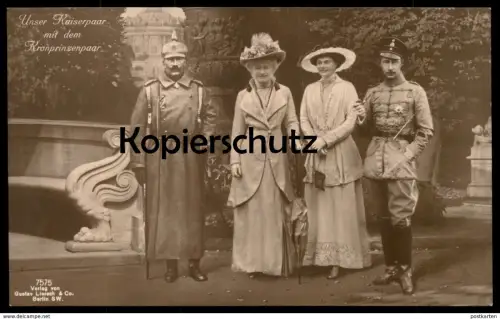 ALTE POSTKARTE UNSER KAISERPAAR MIT DEM KRONPRINZENPAAR PFEIFE KAISER KRONPRINZ emperors family postcard Ansichtskarte