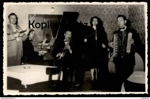 ALTES FOTO KAMMERORCHESTER GEIGE SAXOPHON AKKORDEON accordion accordéon Musik violin violon sax saxo photo