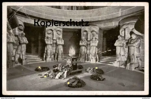 ALTE POSTKARTE LEIPZIG DAS VÖLKERSCHLACHTDENKMAL 1944 TOTEN GEDENKEN KRÄNZE MIT SCHLEIFEN Denkmal monument Ansichtskarte