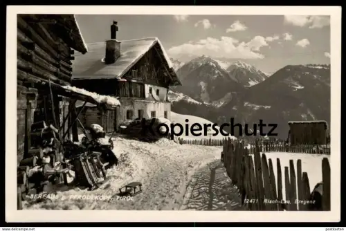 ALTE POSTKARTE SERFAUS GEGEN PFRODLKOPF WINTER TIROL Dorfstrasse Schlitten sleigh luge Schnee Ansichtskarte postcard cpa