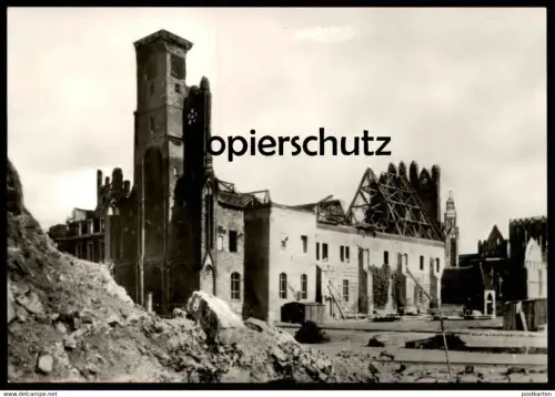 ÄLTERE POSTKARTE FRANKFURT ODER DAS GOTISCHE RATHAUS WIRD WIEDER AUFGEBAUT Kriegsschäden war Ansichtskarte cpa postcard