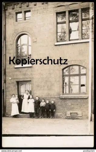 ALTE FOTO POSTKARTE FAMILIE VOR EINEM HAUS VERM. DUISBURG HOMBERG Ansichtskarte cpa photo AK postcard