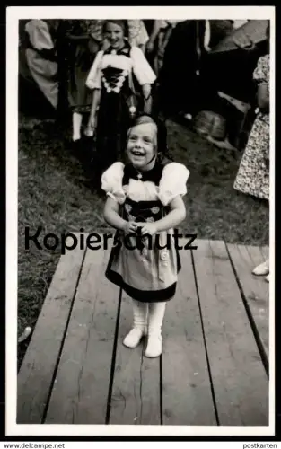 ALTE FOTO POSTKARTE KIND IN TRACHT SCHWARZWALD ? child enfant girl Kinder enfants traditional costume folclorique cpa