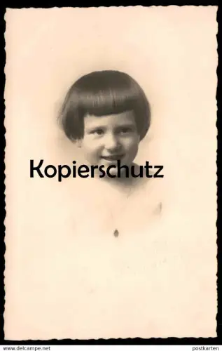 ALTE POSTKARTE KIND MÄDCHEN HALSKETTE KÄMMER LE BRET MAINZ cpa photo enfant child postcard cpa Ansichtskarte AK