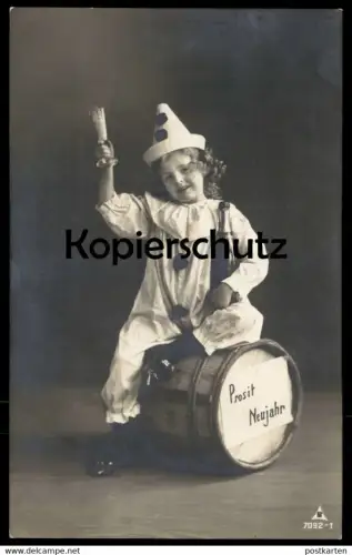 ALTE POSTKARTE CLOWN KIND PROSIT NEUJAHR New Year Harlekin harlequin Trommel drum tambour child enfant postcard cpa AK
