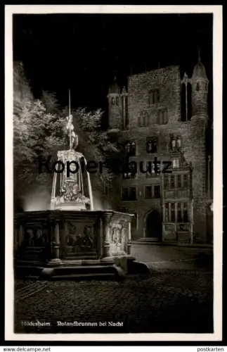 ALTE POSTKARTE HILDESHEIM ROLANDBRUNNEN BEI NACHT at night la nuit Roland Brunnen fountain cpa postcard Ansichtskarte AK