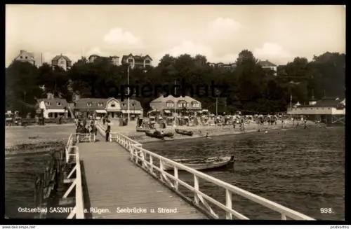 ALTE POSTKARTE OSTSEEBAD SASSNITZ SEEBRÜCKE UND STRAND INSEL RÜGEN beach plage Ansichtskarte AK postcard cpa