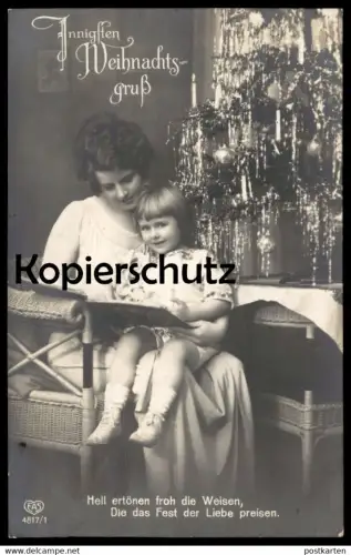 ALTE POSTKARTE WEIHNACHTEN KIND MIT MUTTER BUCH Lametta christmas noel lamelle enfant jeune femme child Stempel Breslau