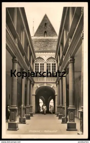 ALTE POSTKARTE STRALSUND RATHAUSHOF 1940 INNENHOF RATHAUS cpa postcard AK Ansichtskarte