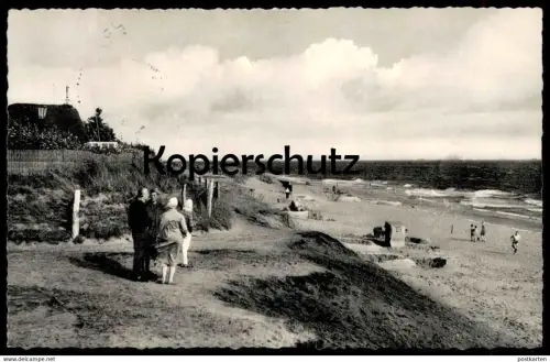ÄLTERE POSTKARTE WYK AUF FÖHR SÜDSTRAND EHEPAAR PERSONEN Strand plage beach cpa postcard AK Ansichtskarte