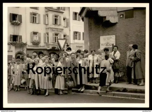 ALTES ORIGINAL FOTO KITZBÜHEL 03.08.1955 HAUS TSCHOLL BEZIRKGERICHT TABAKSPEZIALITÄTENGESCHÄFT SCHILD BOZEN MERAN Photo
