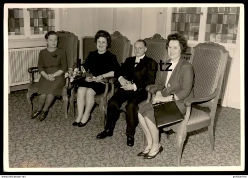 ALTE FOTO POSTKARTE HOCHZEIT EHEPAAR VERMUTLICH STANDESAMT KÖLN Heirat Paar Ehe Frau Mann marriage photo postcard