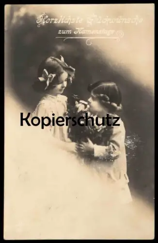 ALTE POSTKARTE HERZLICHSTE GLÜCKWÜNSCHE ZUM NAMENSTAGE ZWEI MÄDCHEN Namenstag enfant Kinder children girls postcard cpa