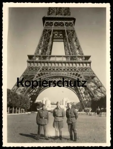 ALTES ORIGINAL FOTO TOUR EIFFEL SOLDATS ALLEMANDS 1940 DREI DEUTSCHE SOLDATEN PARIS FRANKREICH EIFFELTURM PHOTO