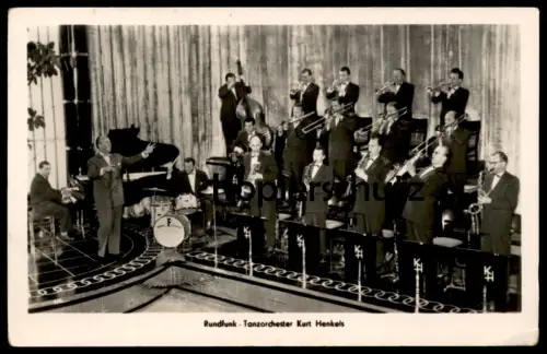 ALTE POSTKARTE RUNDFUNK TANZORCHESTER KURT HENKELS FOTO PUHLMANN BERLIN POSAUNE SAXOPHON Orchester sax saxo postcard AK