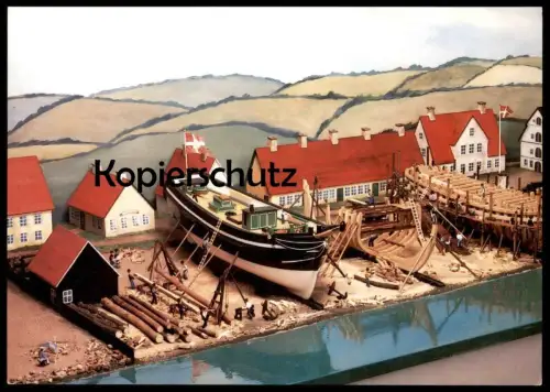POSTKARTE FLENSBURG MUSEUM SCHIFFAHRTSMUSEUM DIORAMA HOLZSCHIFFSWERFT WERFT chantier dockyard shipyard model modèle ship