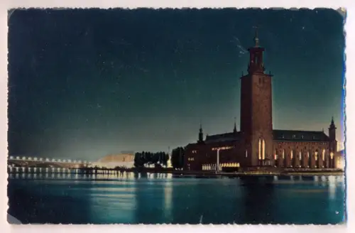 ÄLTERE POSTKARTE STOCKHOLM STADSHUSET Rathaus bei Nacht at night nuit Suède Sweden Schweden Ansichtskarte cpa postcard
