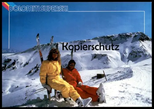 POSTKARTE DOLOMITI SUPERSKI ALTO ADIGE TRENTINO Mode Winter Skifahren Sport skiing faire du ski hiver couple fashion AK