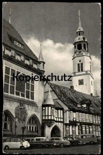 ÄLTERE POSTKARTE CELLE VATERLÄNDISCHES MUSEUM MIT STADTKIRCHE IM HINTERGRUND Fiat Mercedes VW Autos cars Ansichtskarte