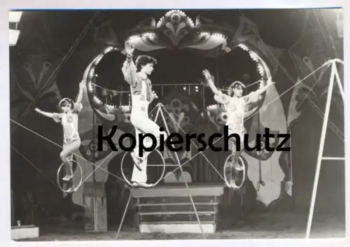 ÄLTERE POSTKARTE STAATSZIRKUS DER DDR DIE MERIDIANS SCHLAPPSEILAKROBATIK Seiltanz Akrobat acrobat circus Zirkus Cirque