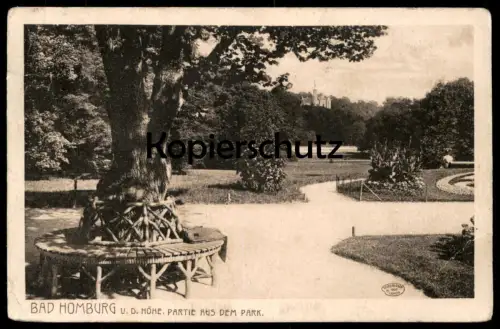 ALTE POSTKARTE BAD HOMBURG PARTIE AUS DEM PARK KURPARK Baum Sitzgruppe & Jacke tree arbre cpa postcard Ansichtskarte