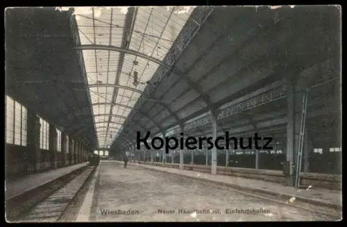 ALTE POSTKARTE WIESBADEN NEUER HAUPTBAHNHOF EINFAHRTSHALLEN Bahnhof gare station cpa postcard AK Ansichtskarte