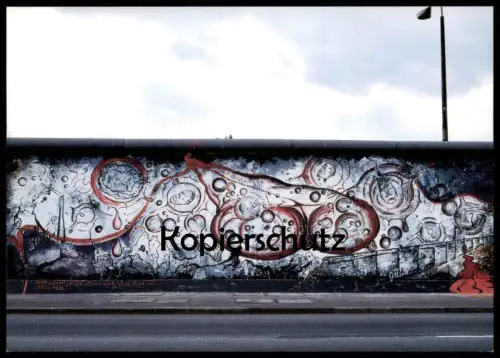 ÄLTERE POSTKARTE BERLIN GERALD KRIEDNER GÖTTERDÄMMERUNG BERLINER MAUER THE WALL LE MUR ART cpa AK postcard Ansichtskarte