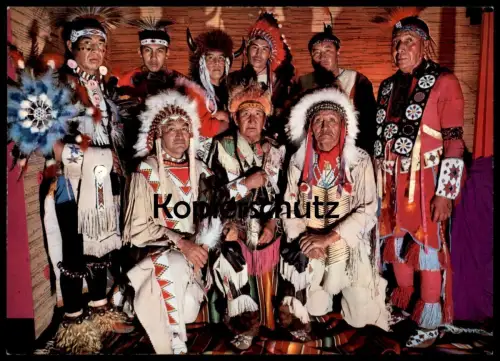 ÄLTERE POSTKARTE INDIANER HÄUPTLINGE BEIM KRIEGSRAT medicine man quack Indian Indians Indien Ansichtskarte cpa postcard