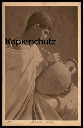 ALTE POSTKARTE ARTISAN ARABE JUNGE VERZIERT VASE KRUG MALER Mann boy man cpa AK Ansichtskarte postcard