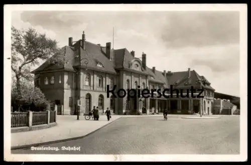 ALTE POSTKARTE BAHNHOF ORANIENBURG 1942 Radfahrer station gare Ansichtskarte postcard cpa AK