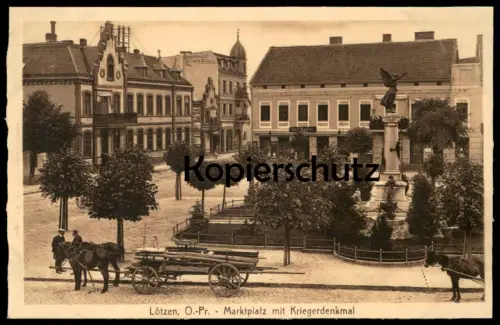 ALTE POSTKARTE LÖTZEN OSTPEUSSEN MARKTPLATZ MIT KRIEGERDENKMAL Gizycko Masuren Brot- und Kuchenbäckerei Heinr. Kolossa