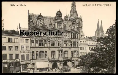 ALTE POSTKARTE KÖLN RATHAUS UND FEUERWACHE BERUFS-FEUERWEHR Feuerwehrauto Cöln corps de pompiers fire brigade Uniform