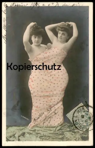 ALTE POSTKARTE ZWEI FRAUEN EIN TUCH COUPLE FEMME H. MANUEL semi-nude two women one dress cpa AK Ansichtskarte postcard