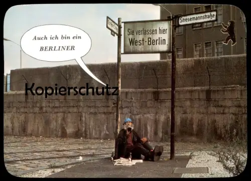 POSTKARTE BERLIN STRESEMANNSTRASSE ICH BIN EIN BERLINER MAUER OBDACHLOSER clochard homeless steet person le mur the wall