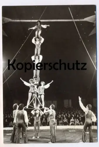 ÄLTERE POSTKARTE STAATSZIRKUS DER DDR DIE ARCONAS SCHLEUDERBRETTAKROBATIK Akrobat acrobat circus Zirkus Cirque postcard